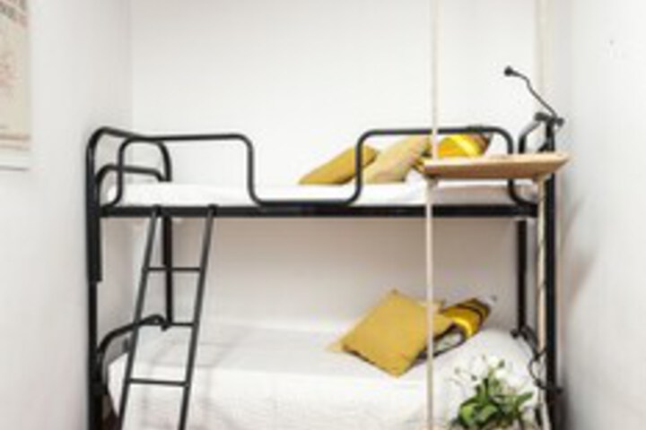 Room 11 of 27