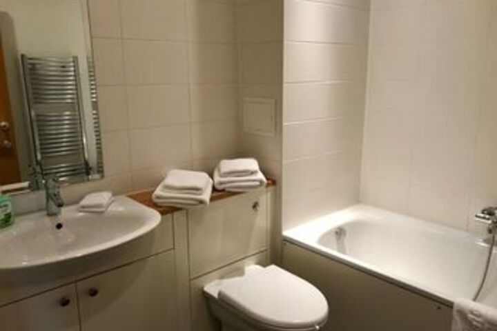 Room 2 of 22