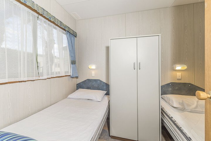 Room 9 of 54