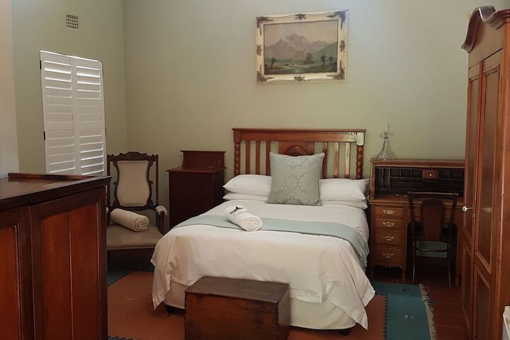Room 5 of 61