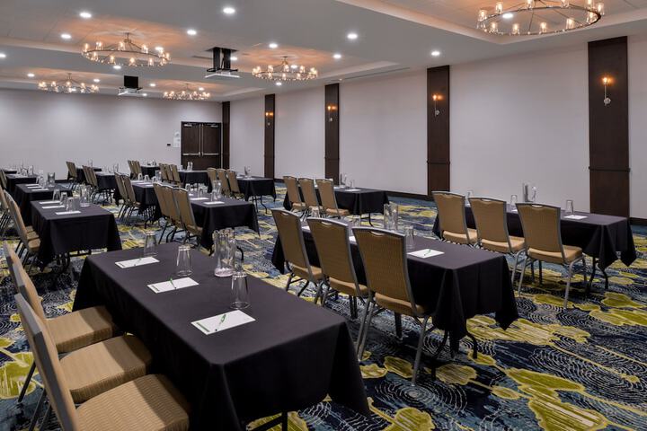 Meeting facility