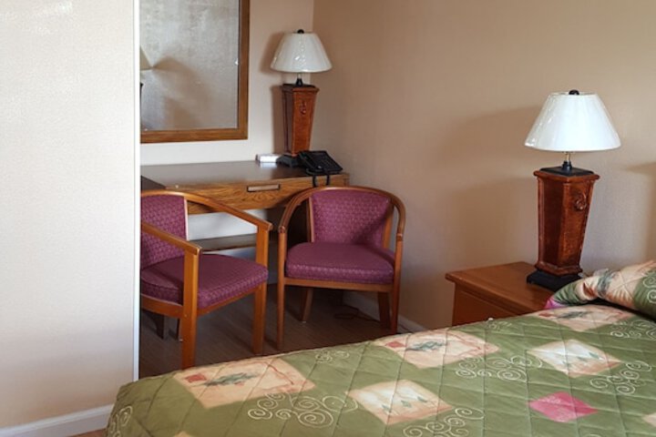 Room 7 of 15
