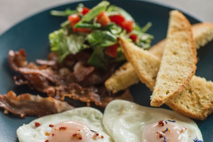 Breakfast/Coffee Service 126 of 166