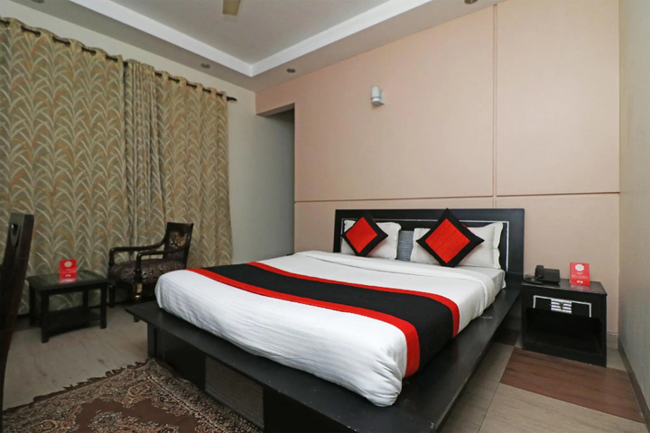 Room 3 of 5