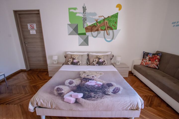 Room 19 of 35