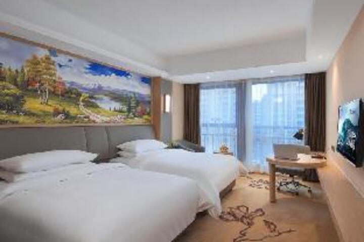 Room 4 of 29