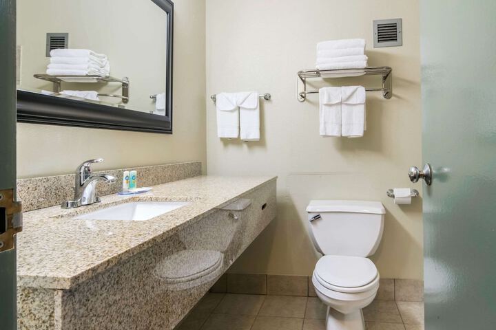 Room 42 of 57