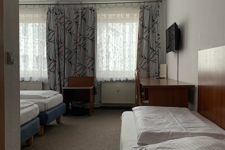 Room 38 of 91
