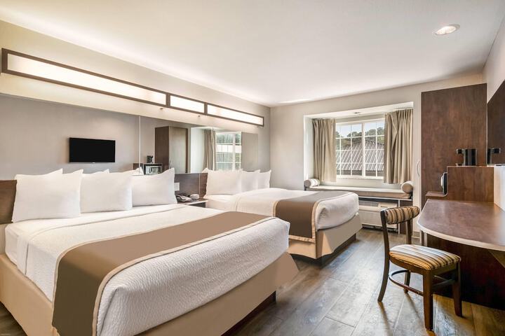 Room 21 of 51
