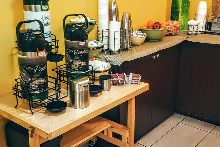 Breakfast area