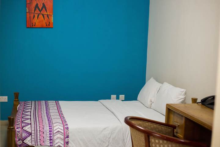 Room 16 of 43