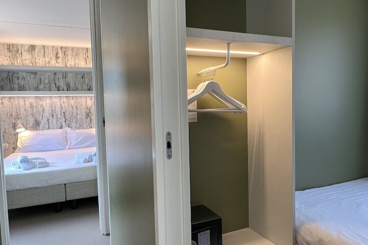 Room 3 of 23