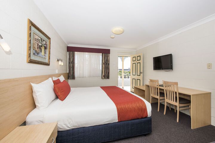 Room 15 of 29