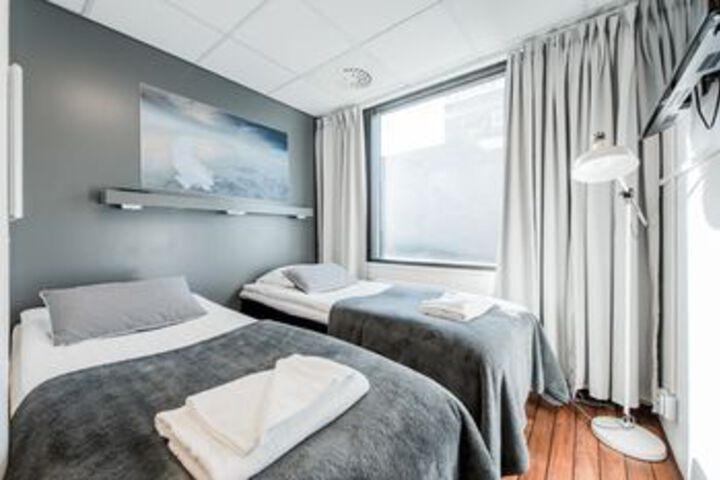 Hotel Suite Photo