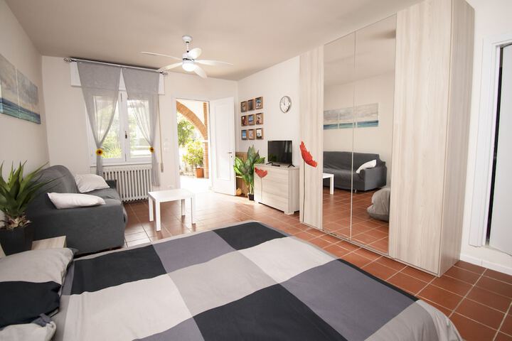Room 33 of 69