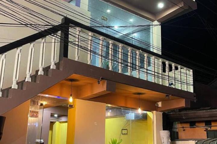 Hotel 90 of 94