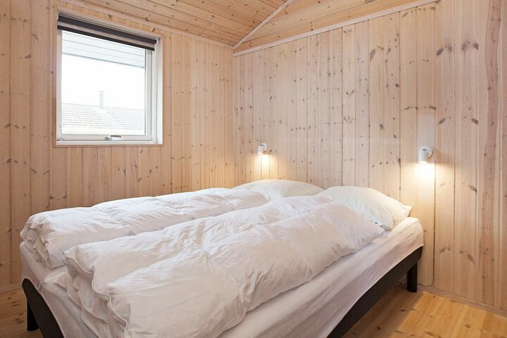 Room 3 of 17