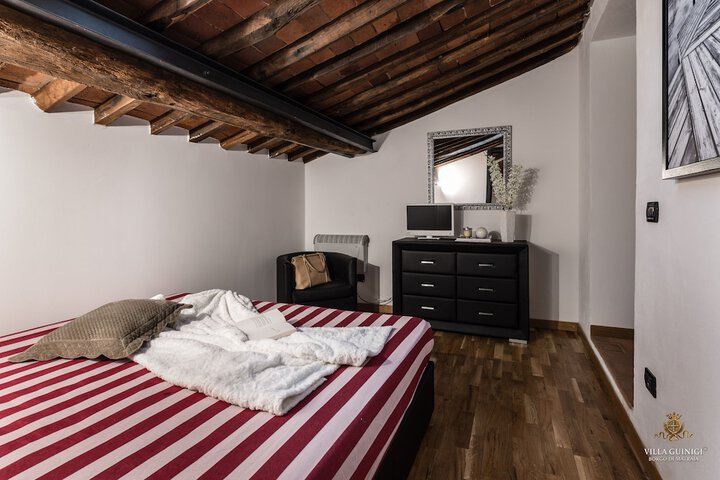 Room 34 of 132