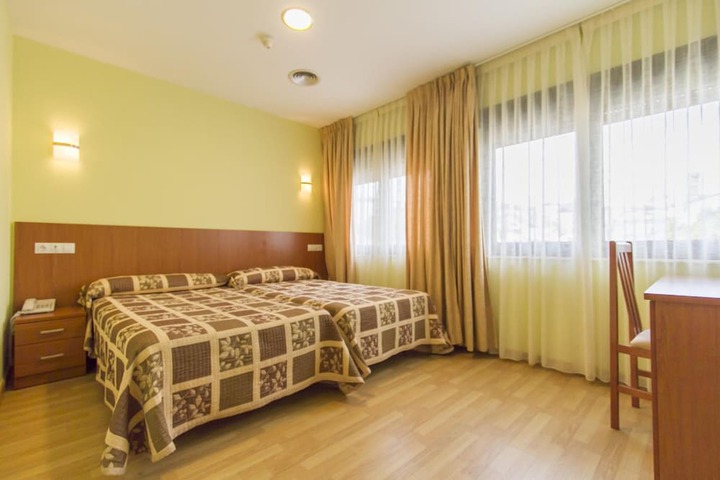 Room 9 of 41