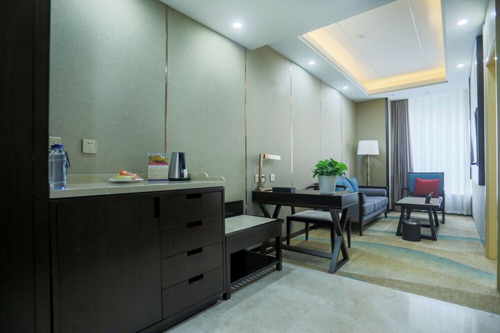 Room 15 of 56