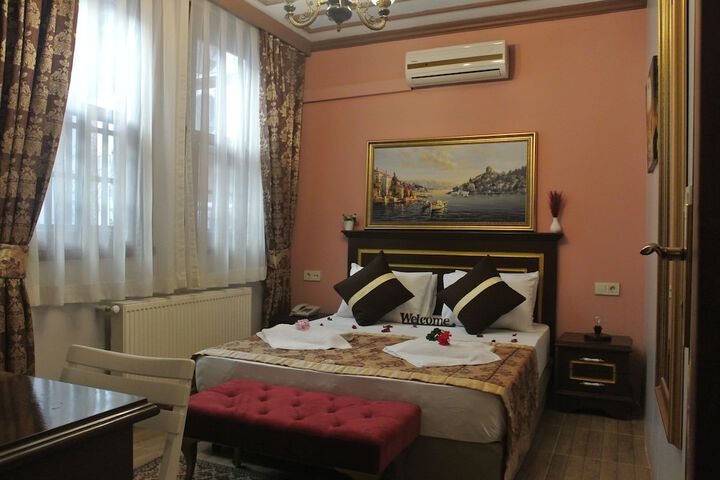 Room 43 of 69