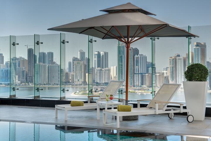 Hotel with Pool