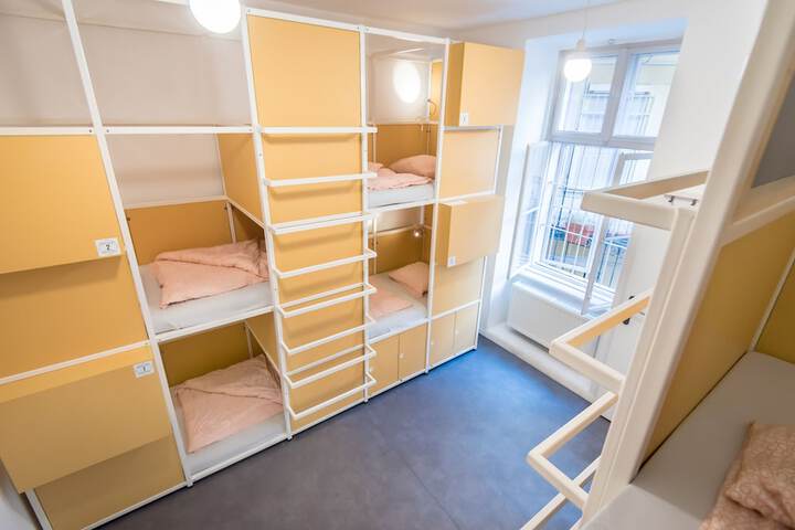 Room 14 of 101