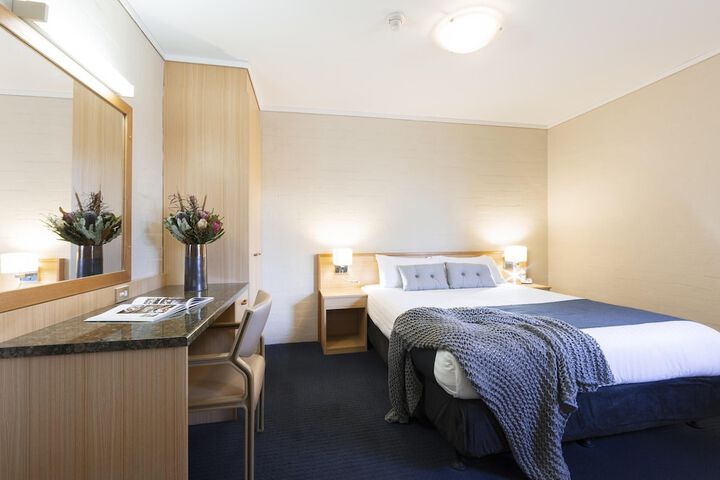 Room 15 of 61
