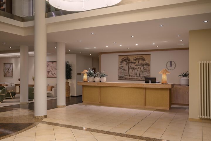 Hotel Interior 7 of 121