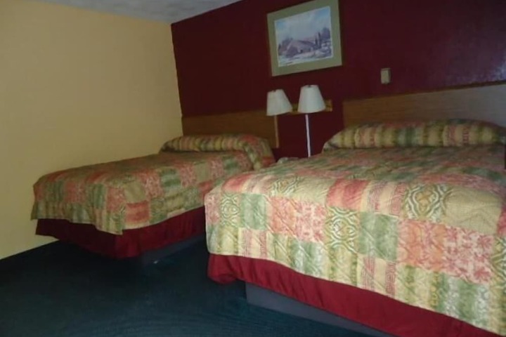 Room 11 of 30