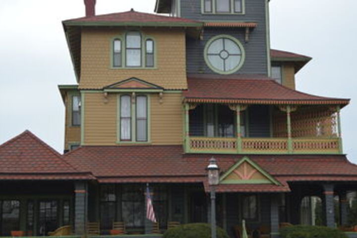 Hotel 104 of 117