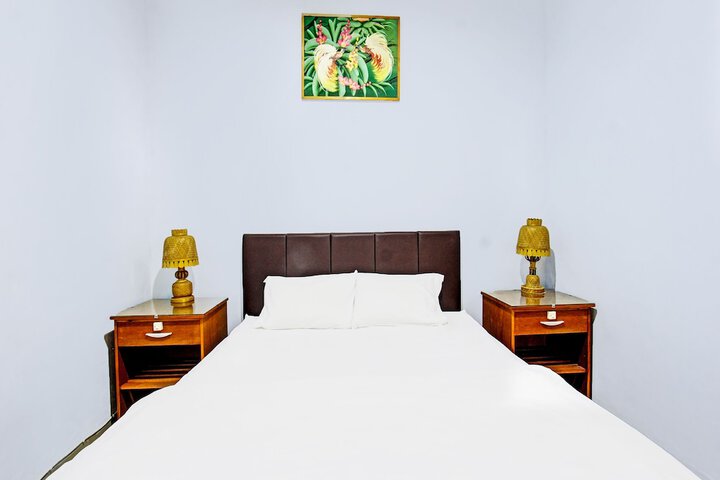 Room 12 of 30
