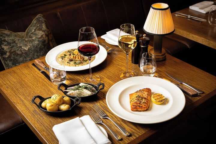 Dining 41 of 58