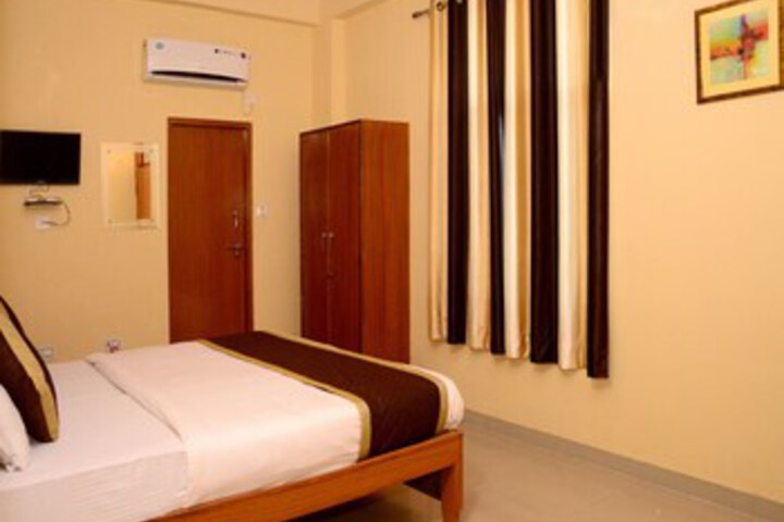 Room 28 of 48