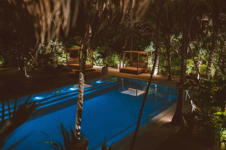 Pool 68 of 131