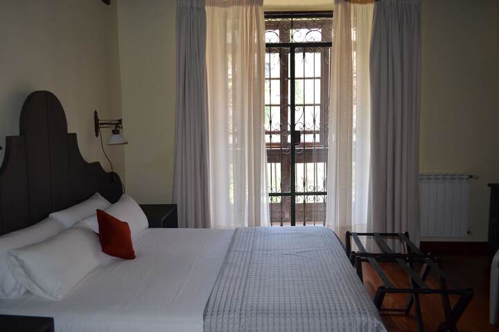 Room 6 of 45