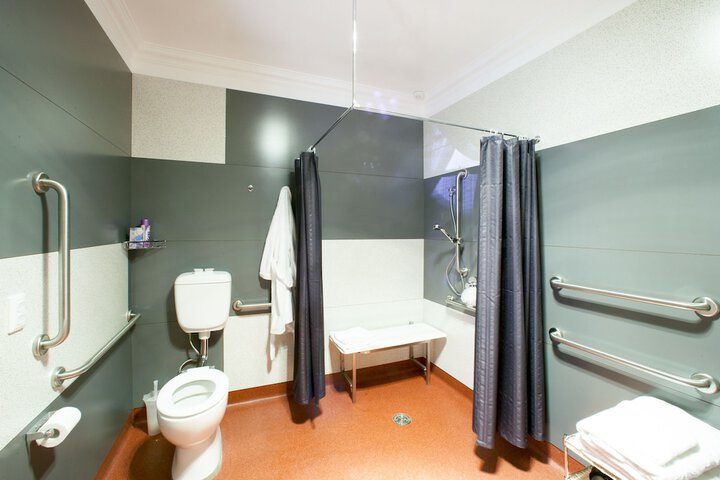 Room 44 of 90