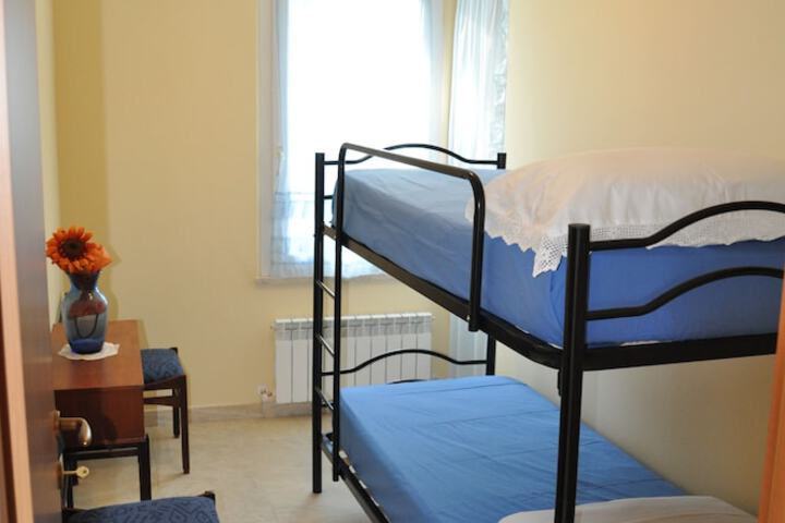 Room 8 of 66