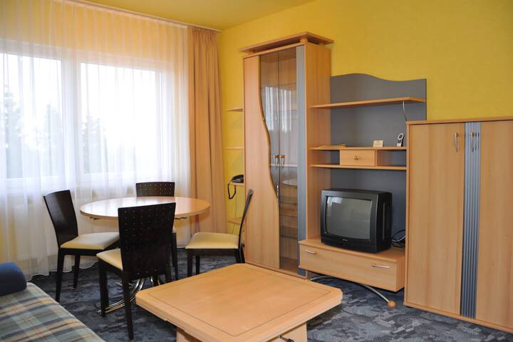 Room 6 of 24