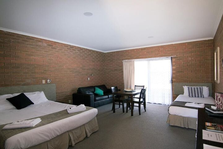 Room 21 of 61