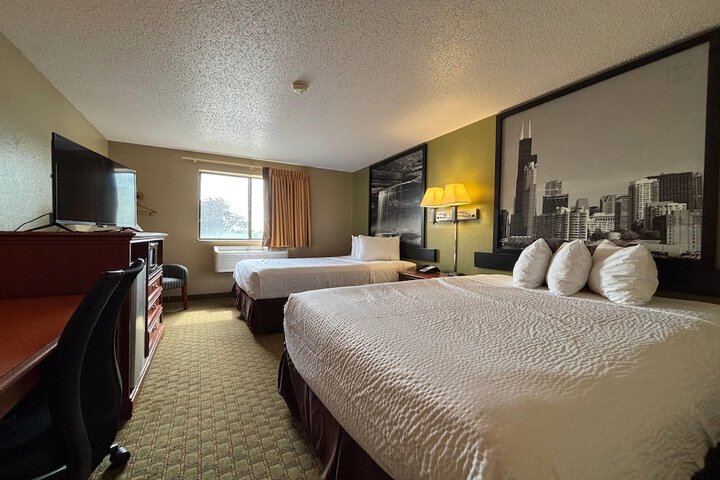 Room 8 of 26