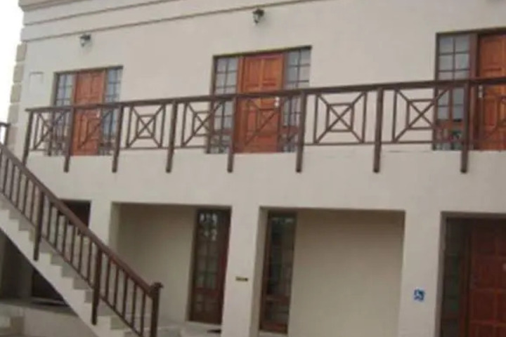 LEDIMOR GUESTHOUSE