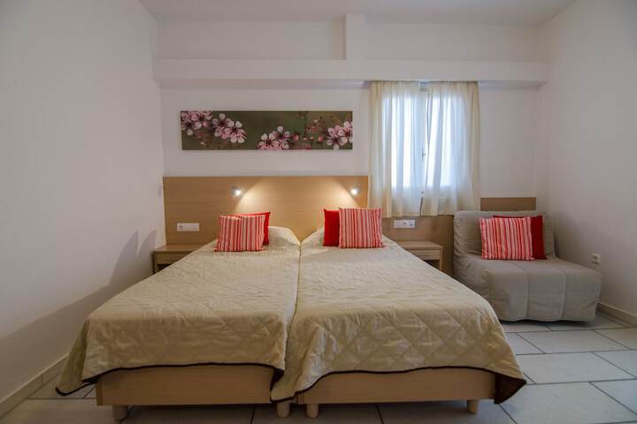 Room 14 of 52
