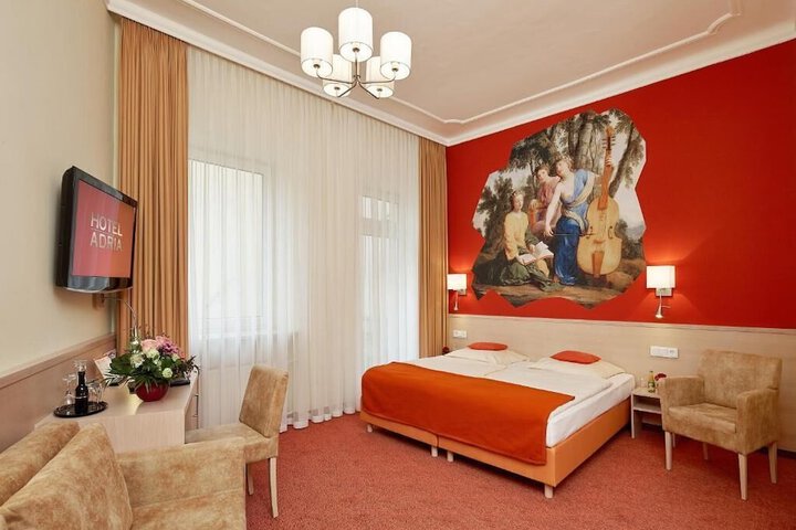 Room 41 of 84