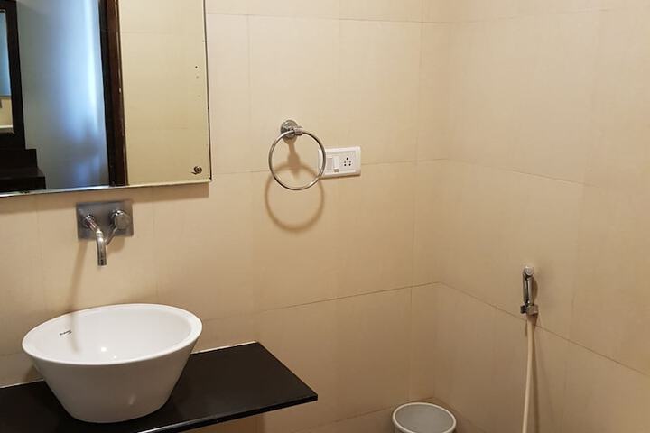 Clean Restrooms