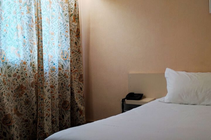 Room 40 of 86