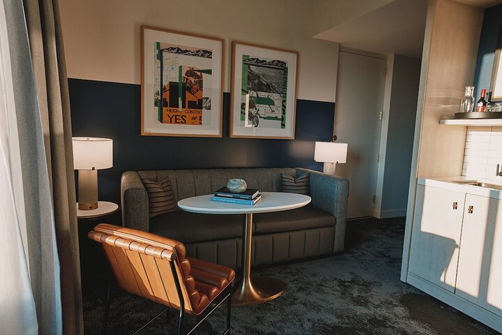 Room 13 of 62