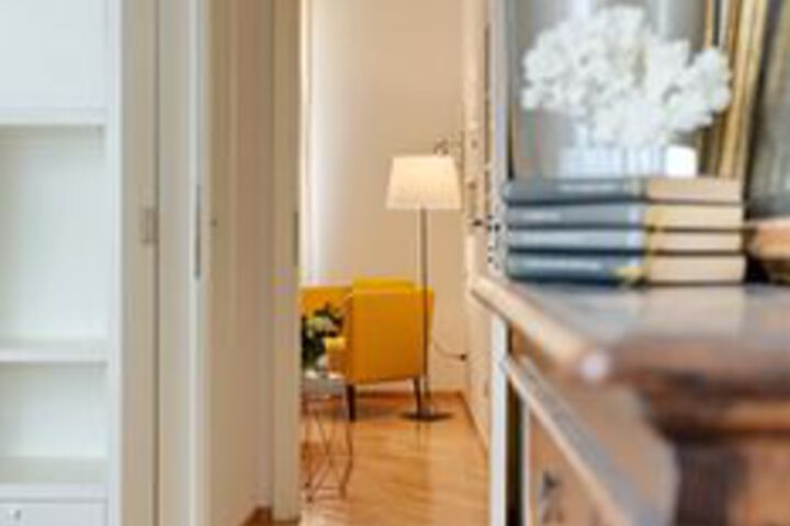 Room 14 of 28