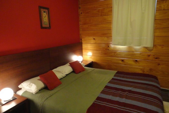 Room 3 of 32