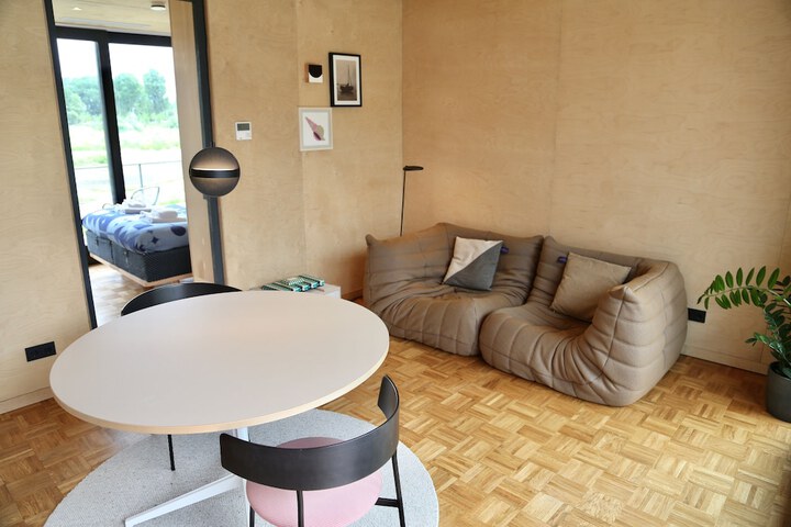 Room 9 of 51